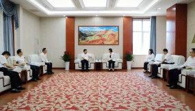  王月成、張鐵強赴中國農(nóng)業(yè)發(fā)展銀行甘肅省分行交流座談